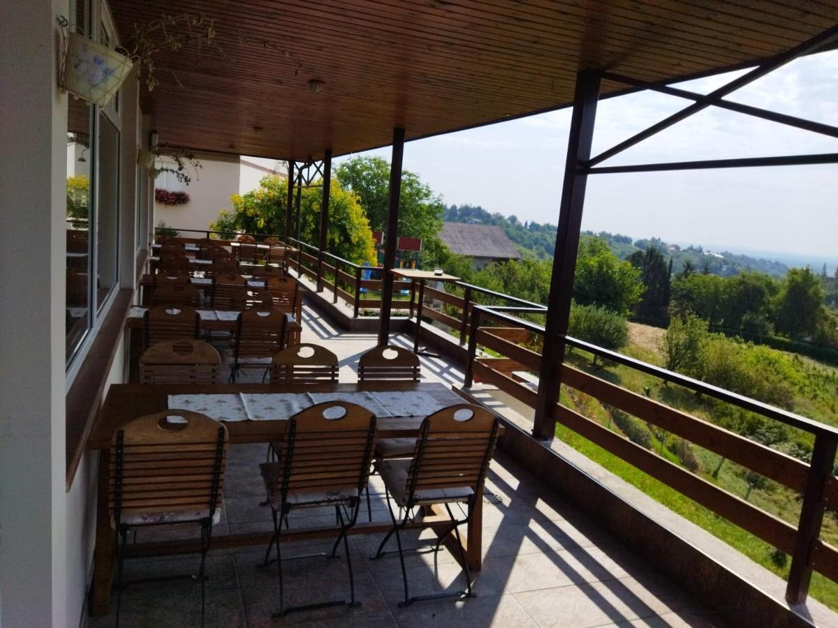 יאסטרברסקו Guesthouse Rezekov Podrum מראה חיצוני תמונה