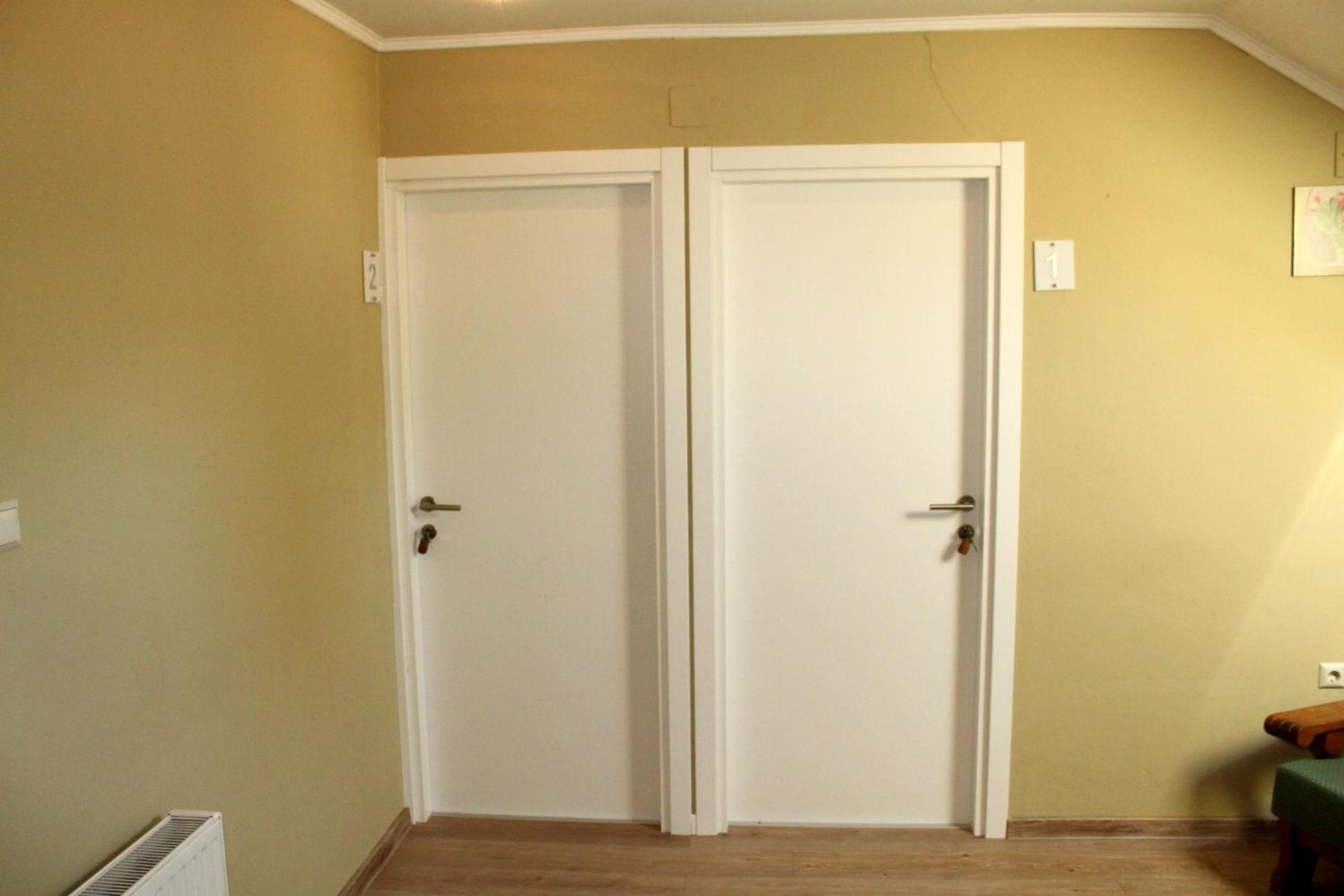 יאסטרברסקו Guesthouse Rezekov Podrum מראה חיצוני תמונה