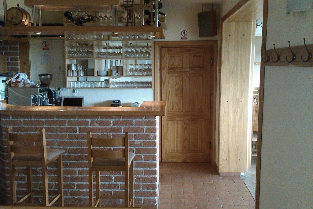 יאסטרברסקו Guesthouse Rezekov Podrum מראה חיצוני תמונה